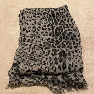 Silk leopard print scarf